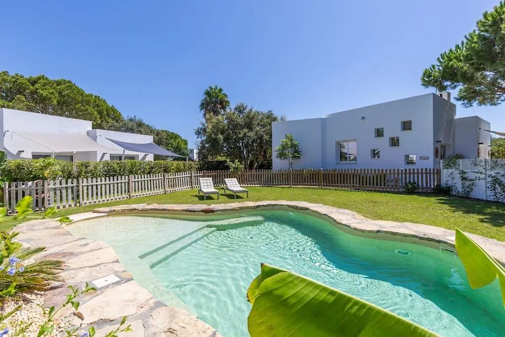 Villa Loft De Diseno Con Piscina Cerca De La Playa à Zahora 0*,  Espagne