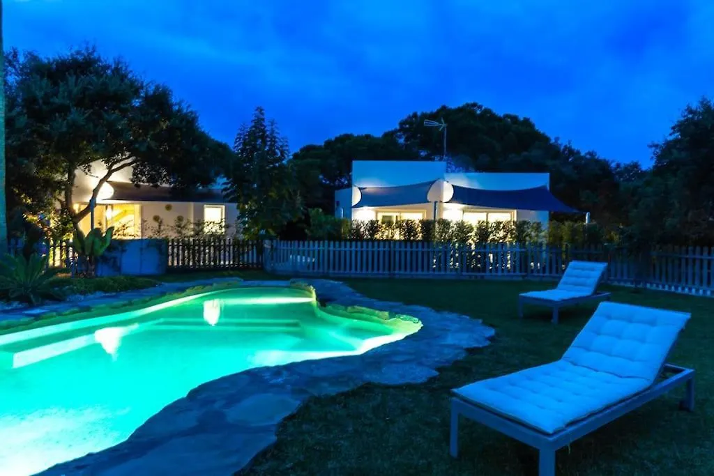 Villa Loft De Diseno Con Piscina Cerca De La Playa à Zahora Hébergement de vacances